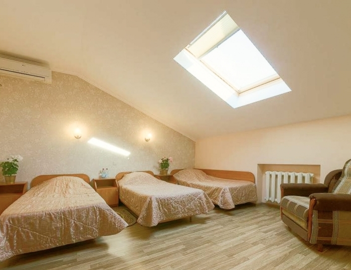 Трехместный эконом мансарда - Пансионат «Селена» Анапа